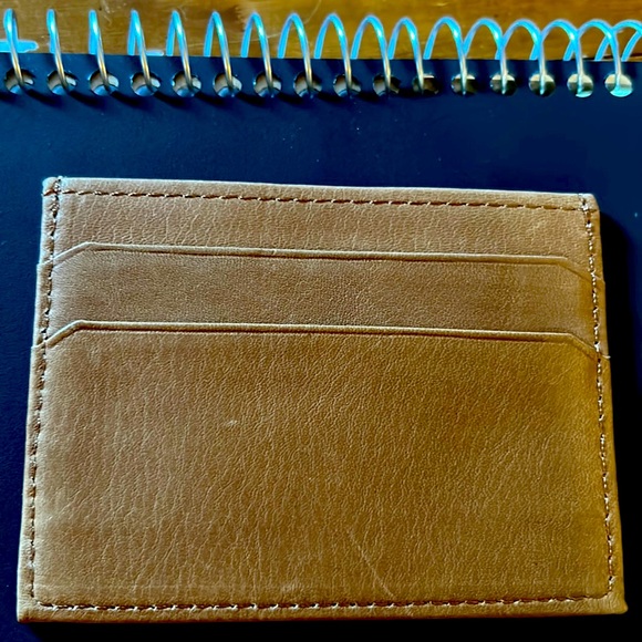 Beautiful Neiman Marcus Credit Card Leather Credit Card Holder - Picture 2 of 3